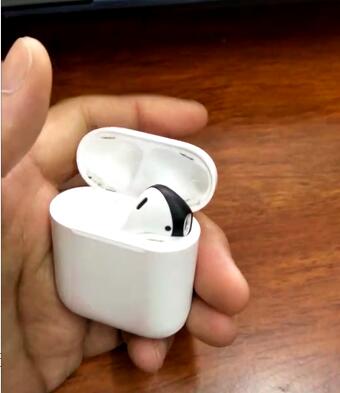 2pcs/Pair Ear pads for Airpods Wireless Bluetooth for iPhone 7, 7plus Earphones Silicone Ear Caps